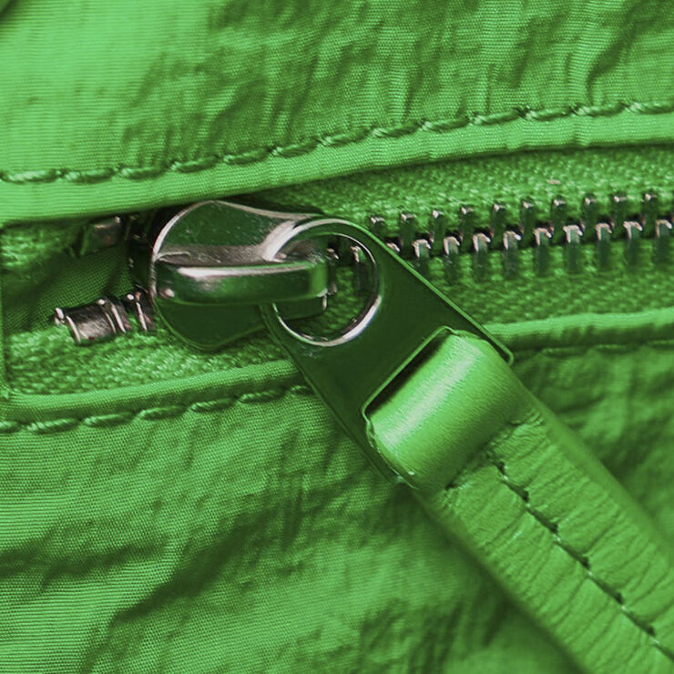Bottega Veneta Vintage Bottega Veneta Cassette Bag Green