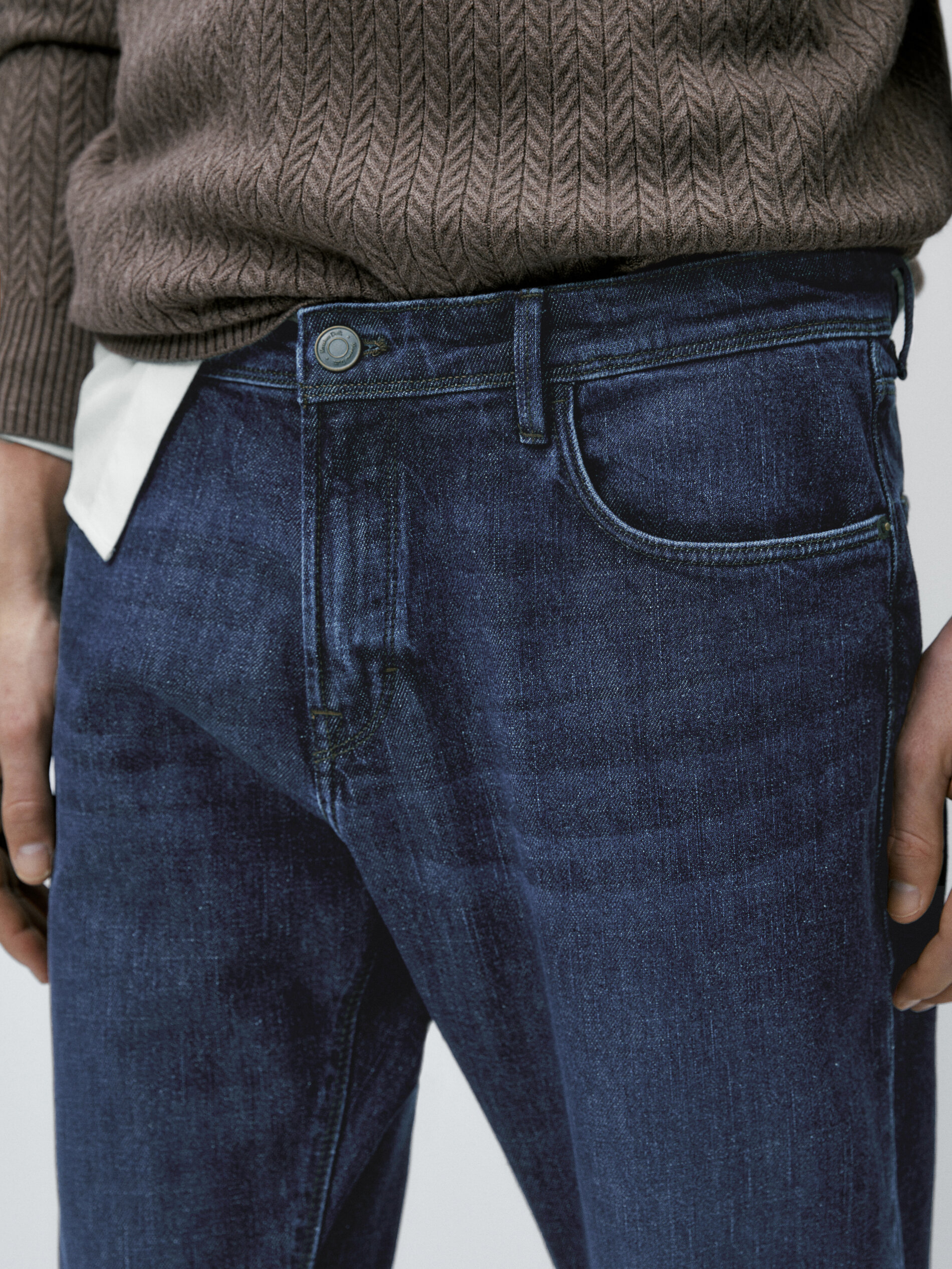 Calça jeans slim fit com lavagem stone wash - INDIGO