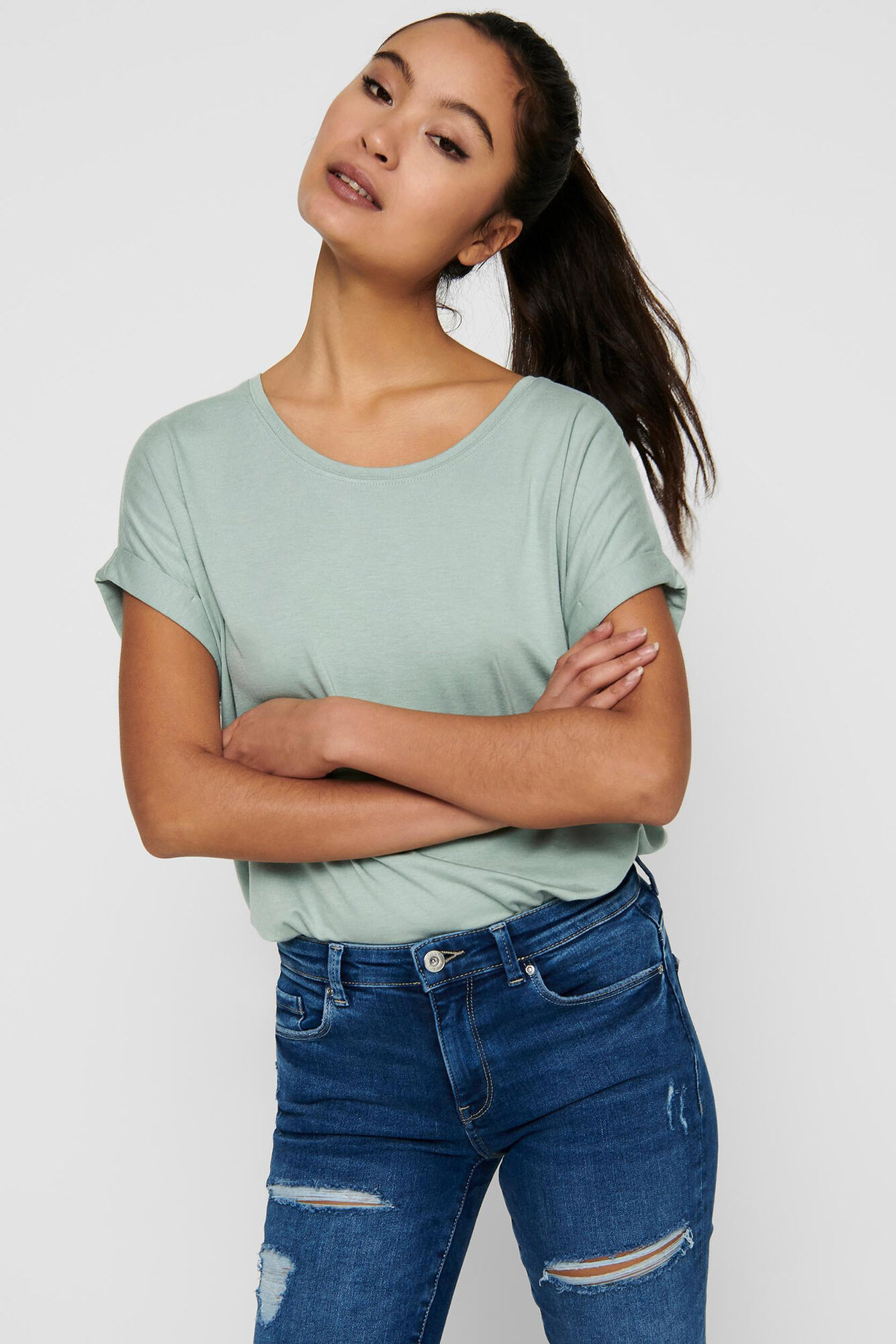 Blusa de manga curta e modelagem folgada