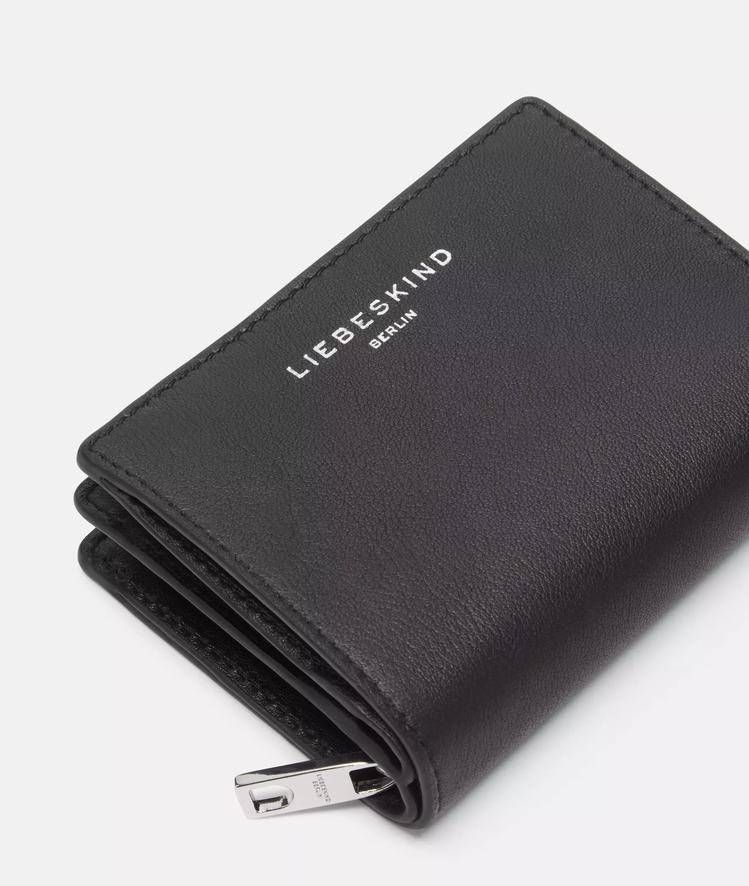 Wallet Spacious leather wallet