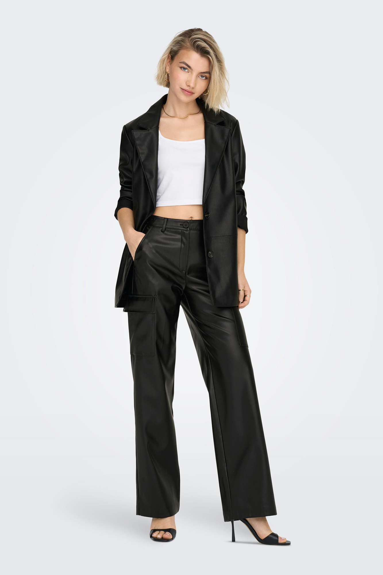 Blazer oversized de couro sintético