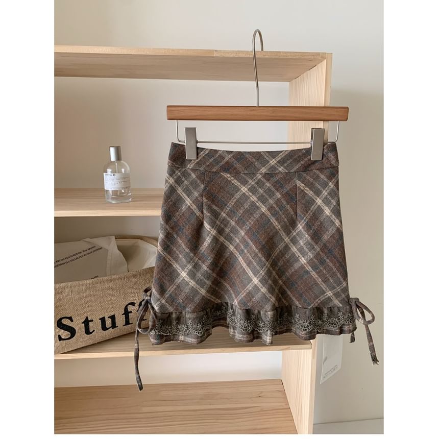 Dute - Set: Fleece hoodie met beerpatroon + geruite mini-A-lijn rok met hoge taille en ruches