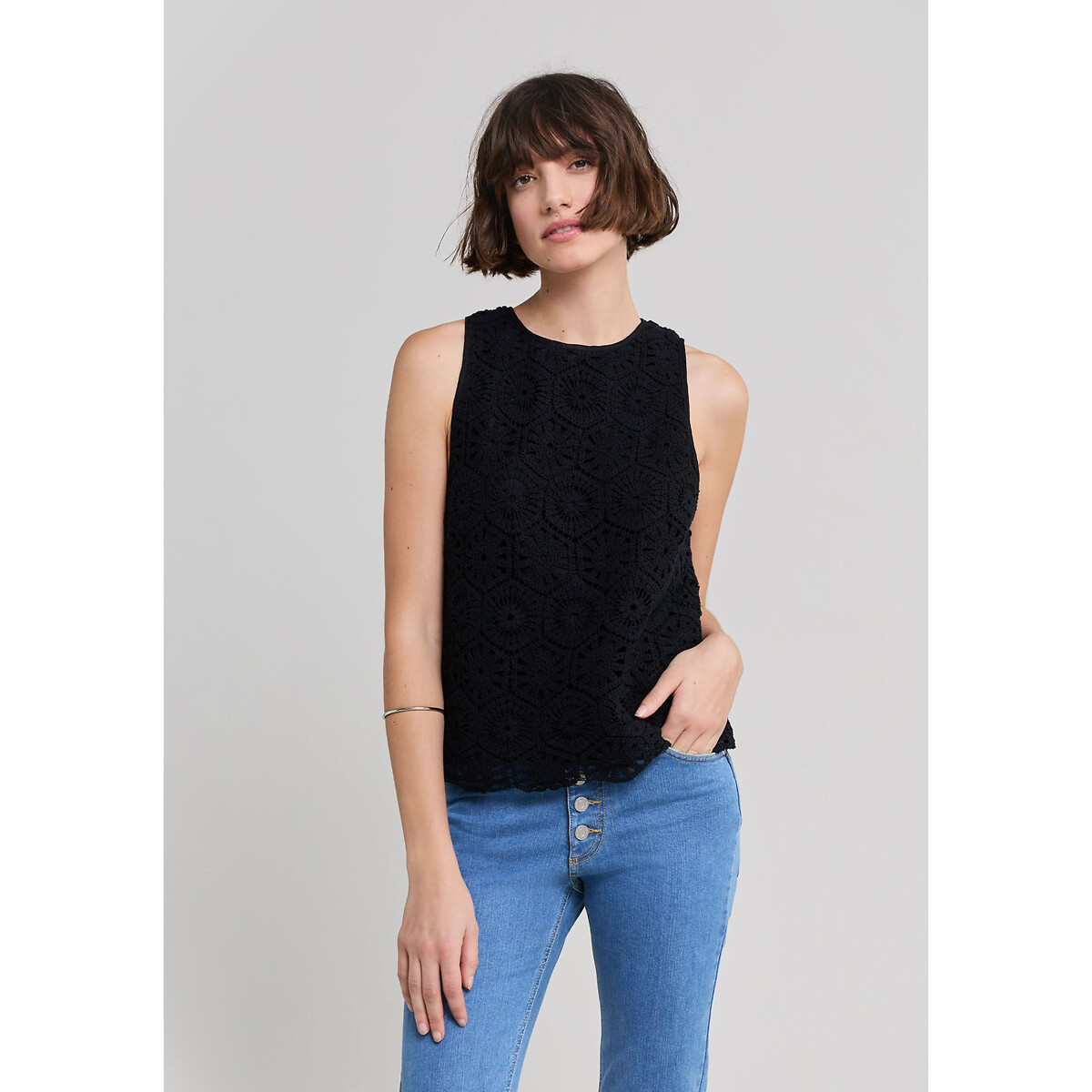 IKKS<br>Blusa sem mangas bordada