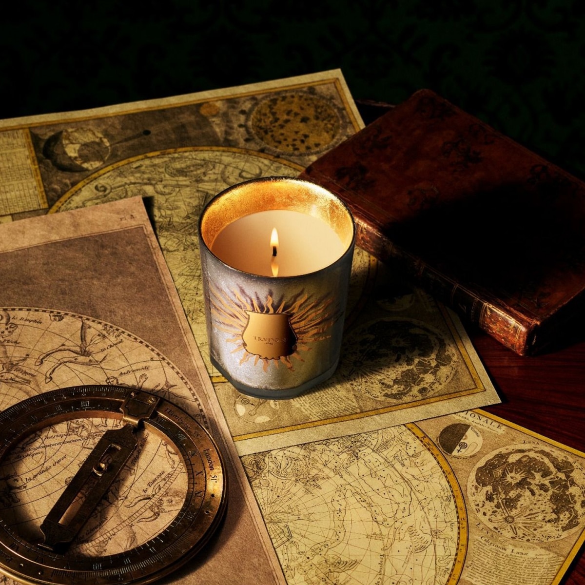 Trudon Astral Altaïr - Oud et Rose Grande Bougie Parfumée