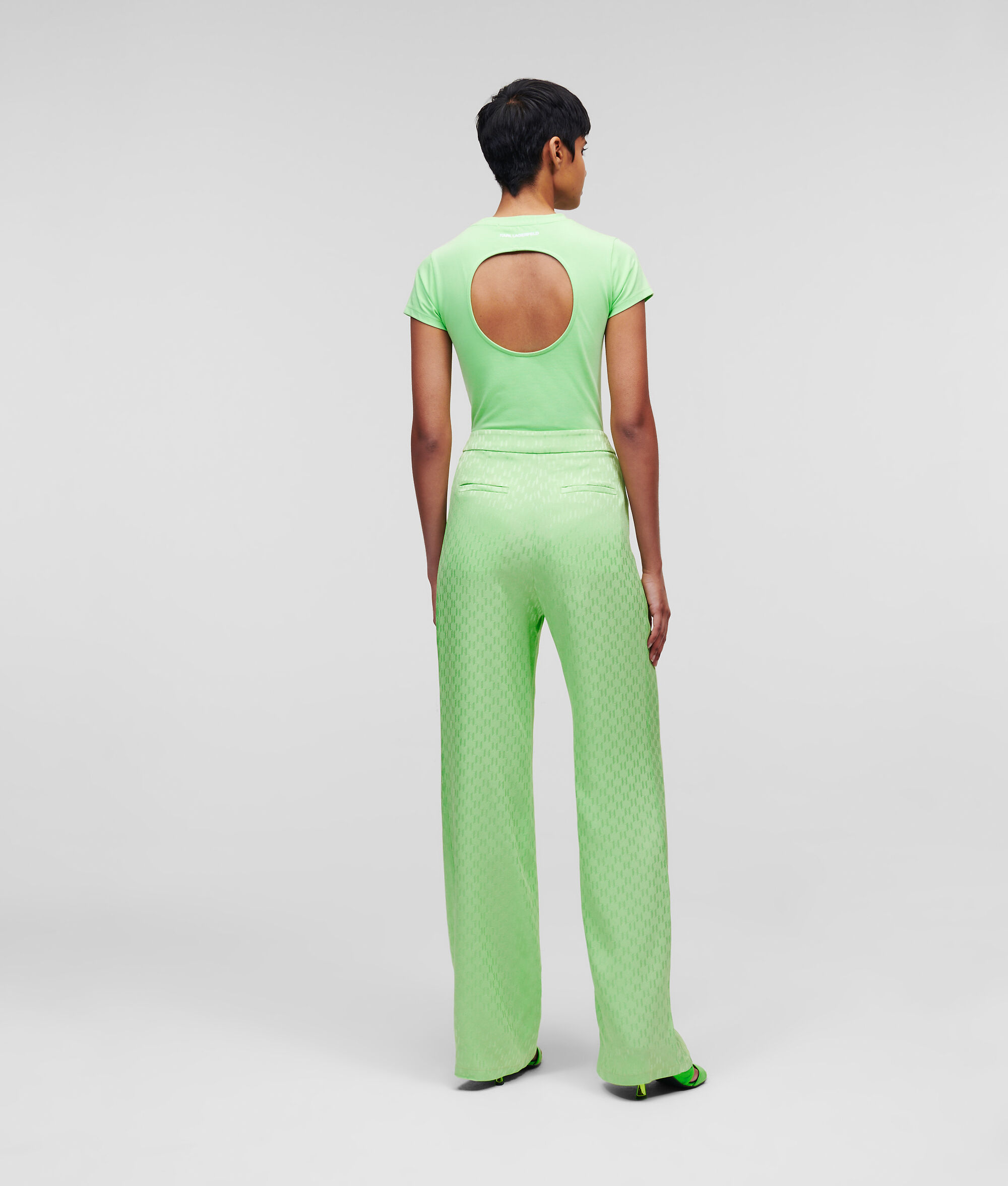 PANTALON KL MONOGRAM SÉLECTIONNÉ PAR HUN KIM