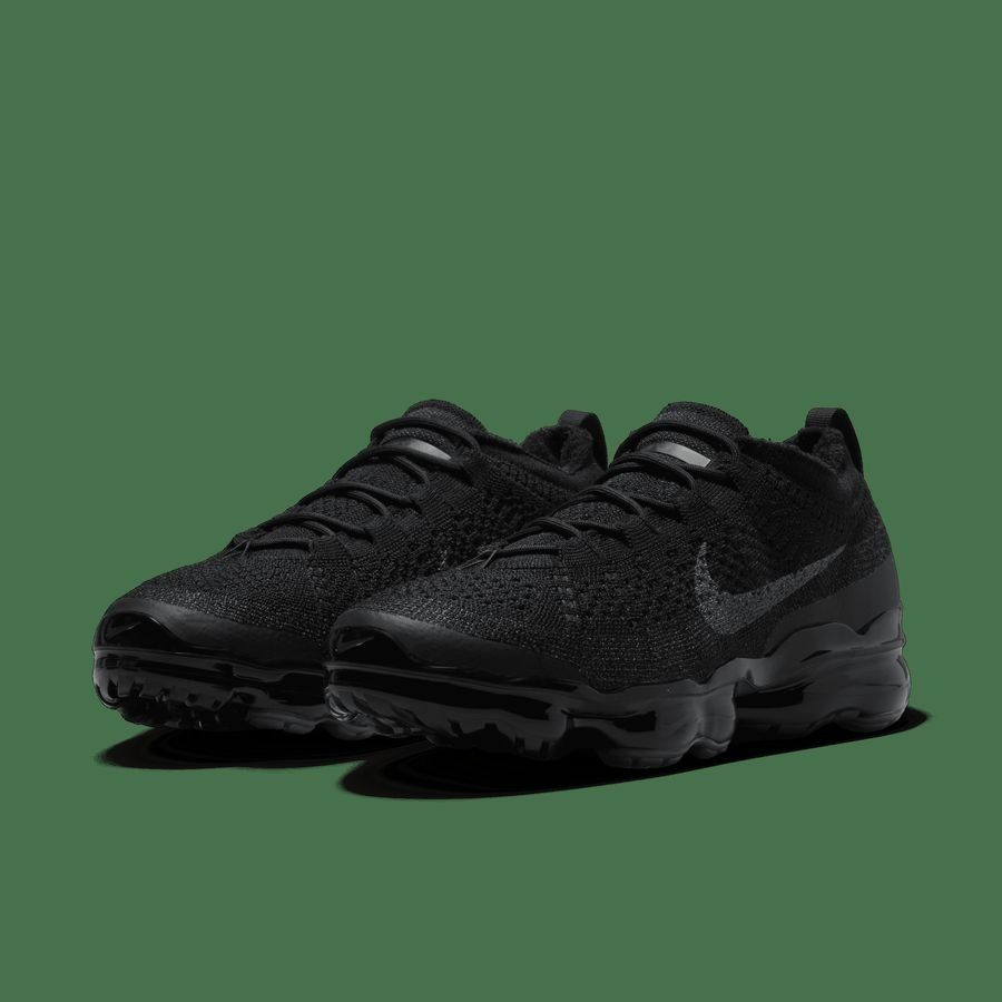 Nike Air VaporMax 2023 Flyknit Men' BLACK/BLACK-ANTHRACITE-BLACK