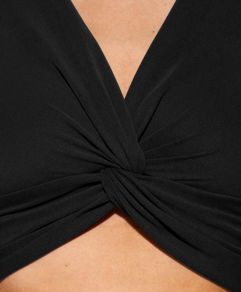 Top cropped com nó modal