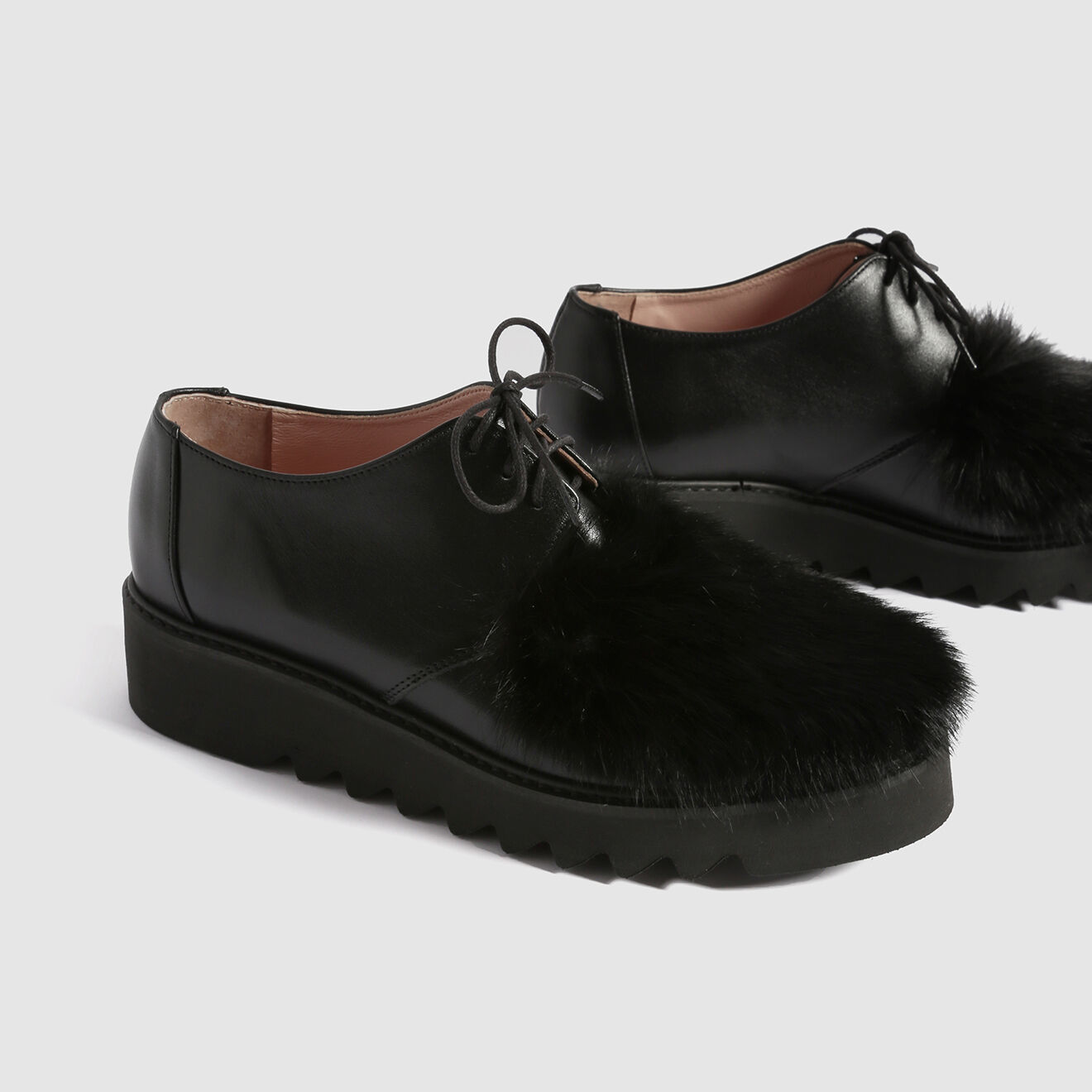 L37 Derbies en Cuir & fourrure de lapin Cosmic Girl noires