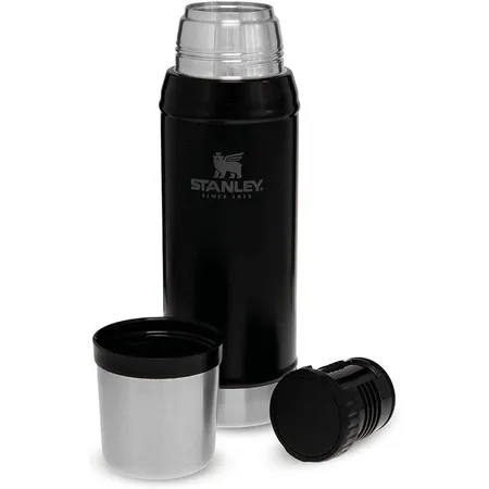 Stanley Classic Legendary Bottle Matte Black 750 ml