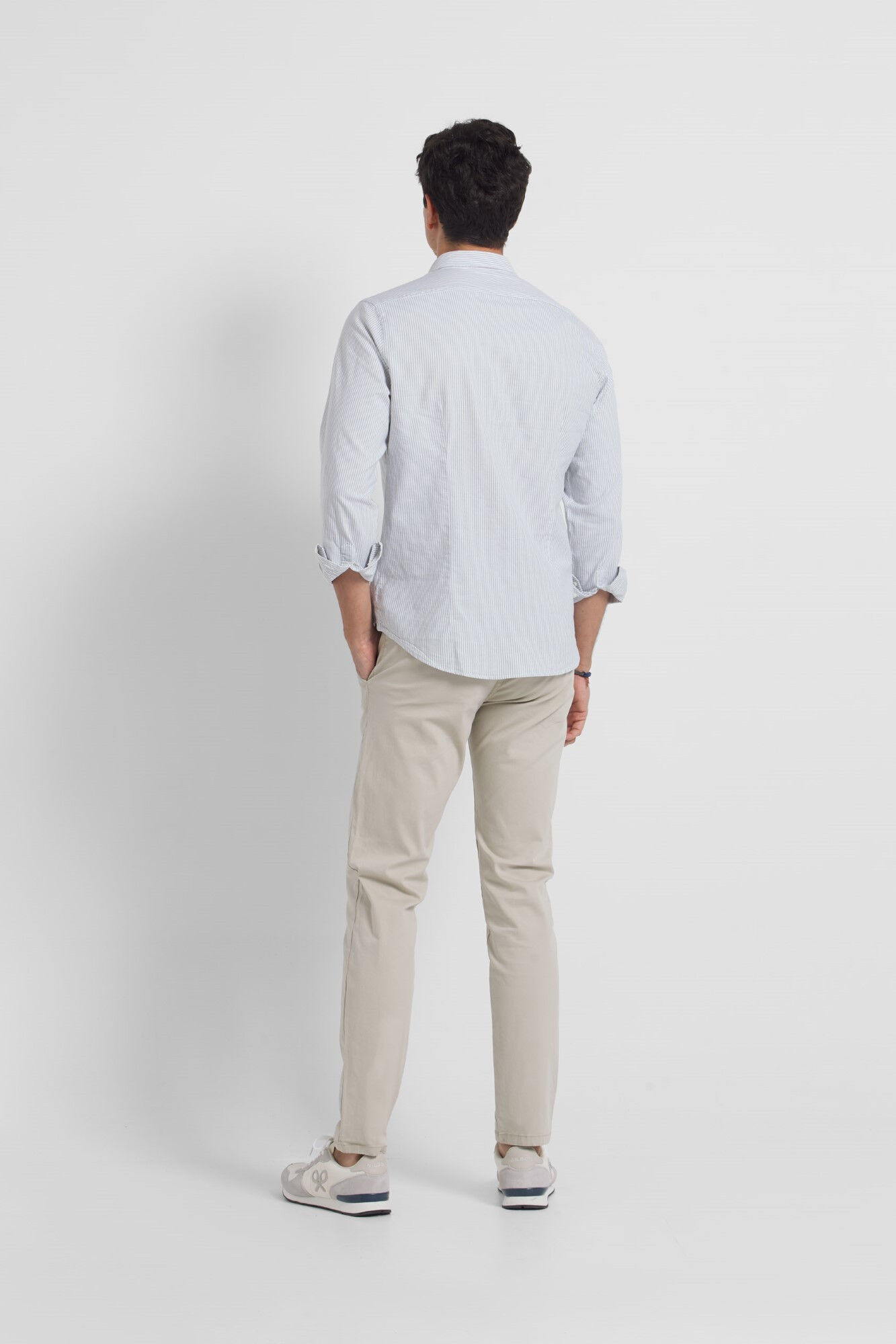 Camisa oxford esportiva com listras verdes - Cáqui