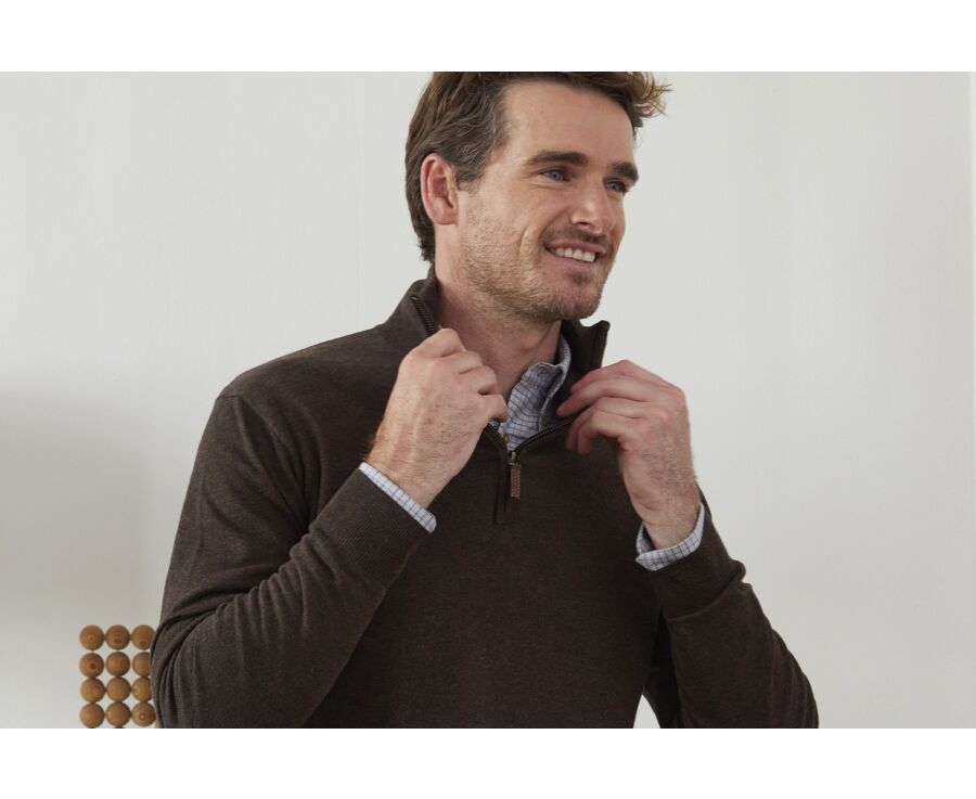 Pull fin homme coton bio/cachemire col zippé Chocolat Foncé - VLAD