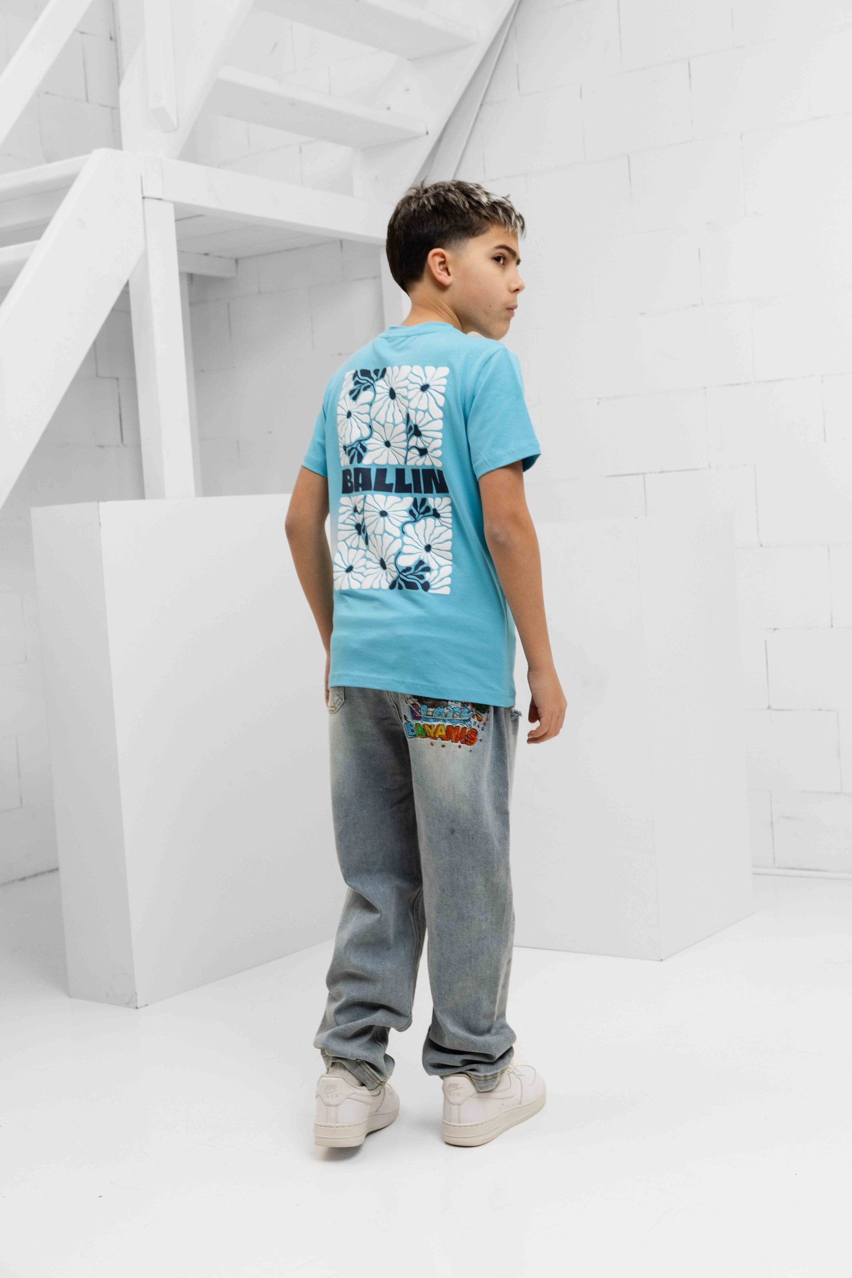 Ballin Amsterdam Floral Bouquet T-Shirt Kids Lichtblauw