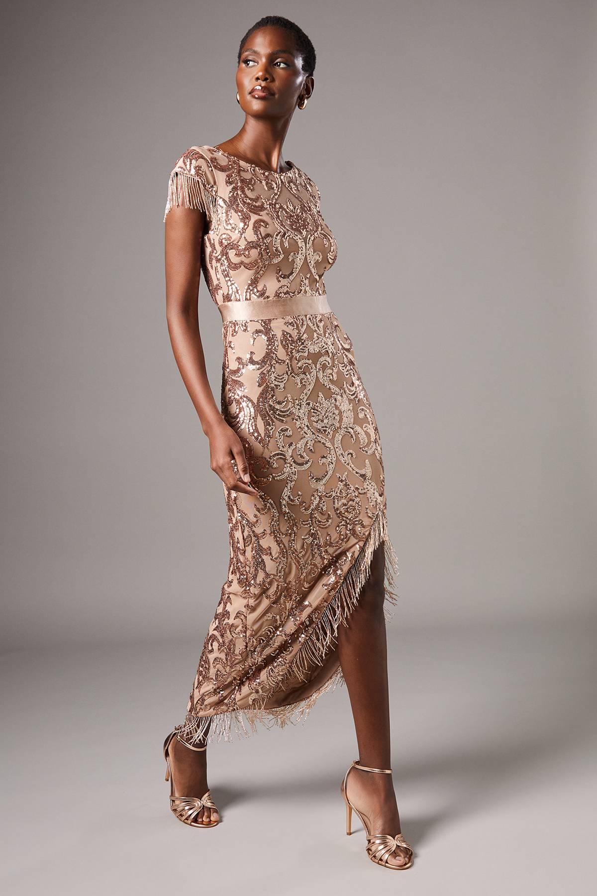 Coast Robe Midi à Manches Courtes et Sequins