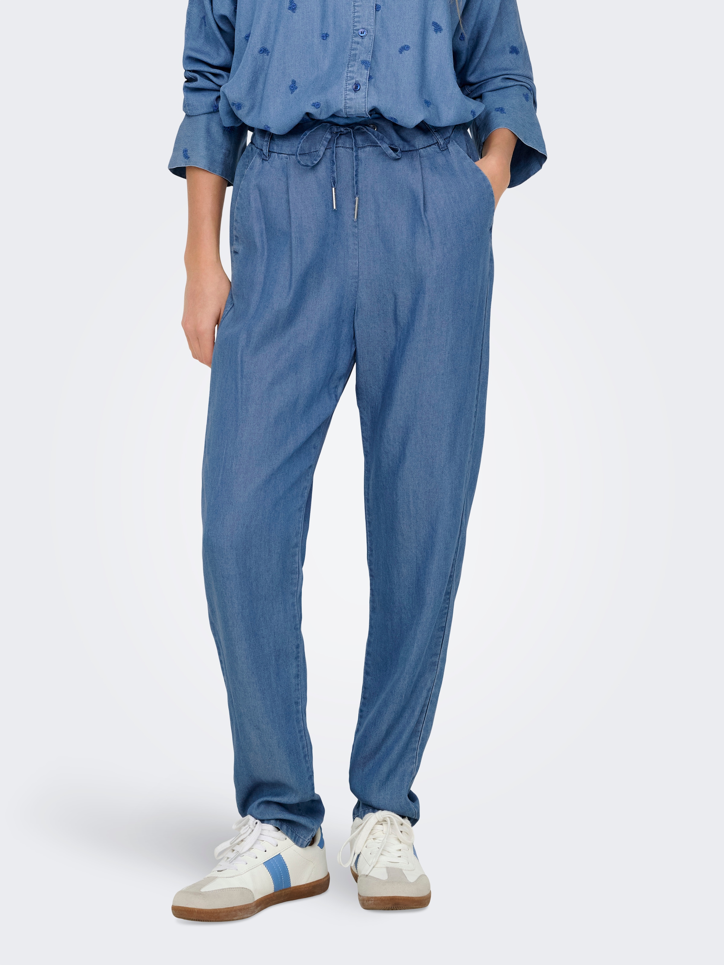 ONLY Jogger Pants »ONLPOPTRASH CHARIS LIFE PANT CC WVN«