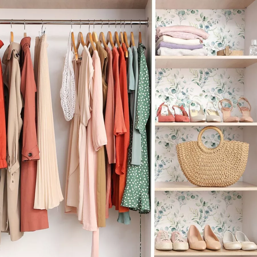 Nikima Klebefolie KF-06 selbstklebende Folie – Floral weißgrün Klebefolie bunt