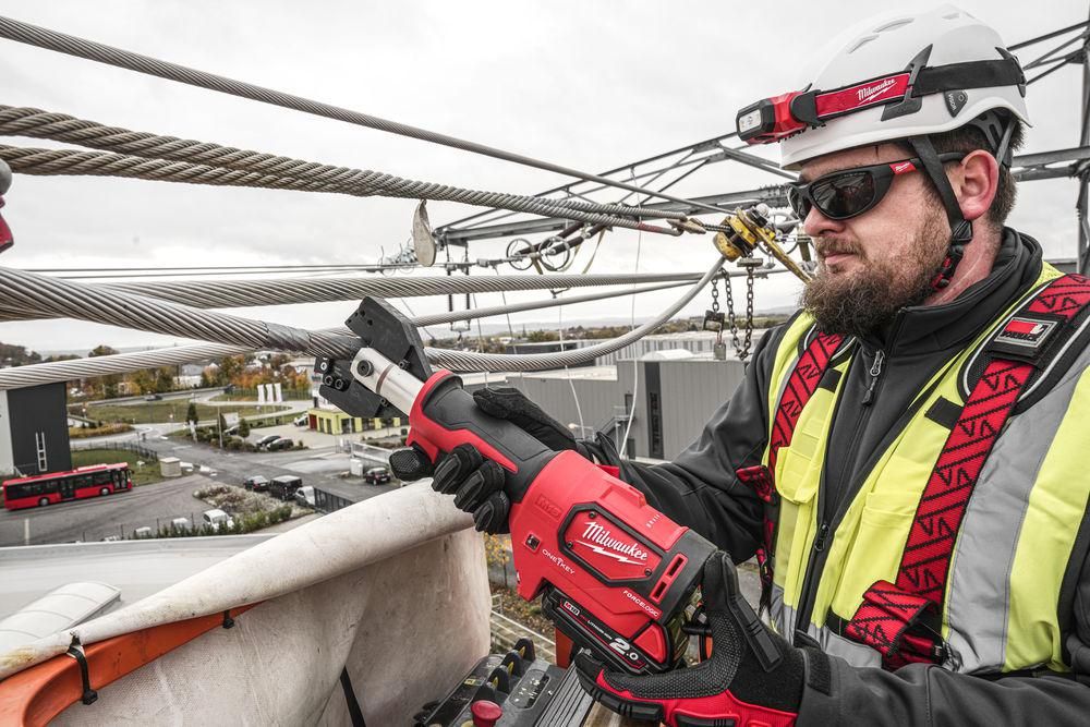Milwaukee M18 ONEHCC-0C SWA SET FORCE LOGIC™ Accu hydraulische kabelkniptang 18V Basic Body in koffer - 4933464306