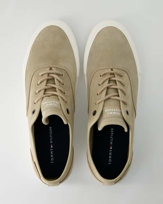 Tommy Hilfiger TH HI VULC LOW OXFORD SUEDE Sneaker in Beige