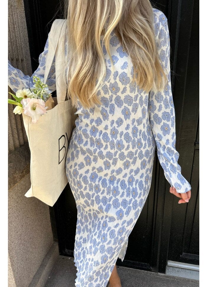 BYIC Odaic Dress bdf blue dazzling flower