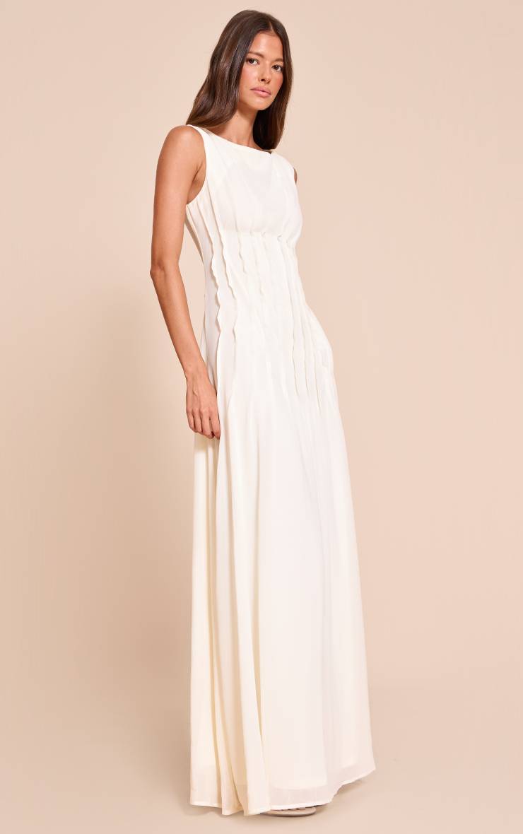 Crème Robe Longue Sans Manches En Mousseline Rouille Avec Détails Plissés