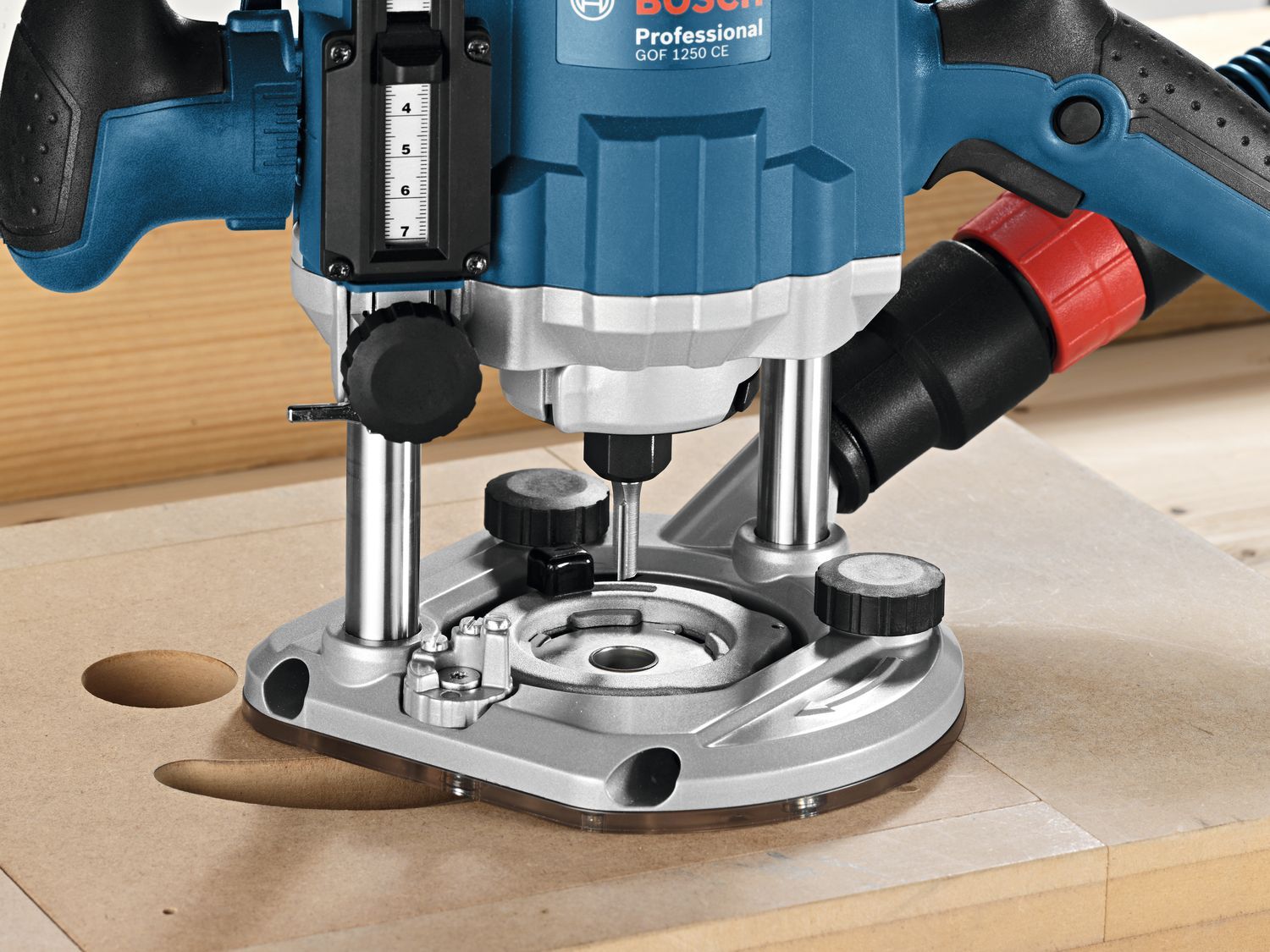 Bosch Professional GOF 1250 CE Bovenfrees 1250W in L-BOXX - 0601626001