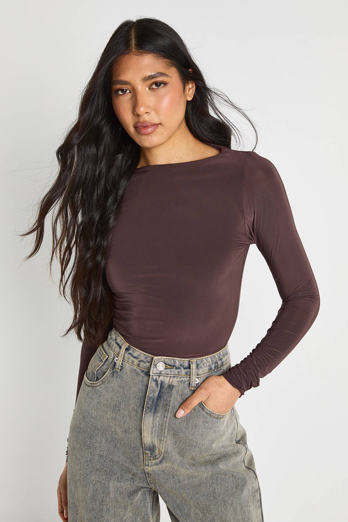 boohoo Haut Grande Taille À Manches Longues En Jersey Slinky Double Épaisseur