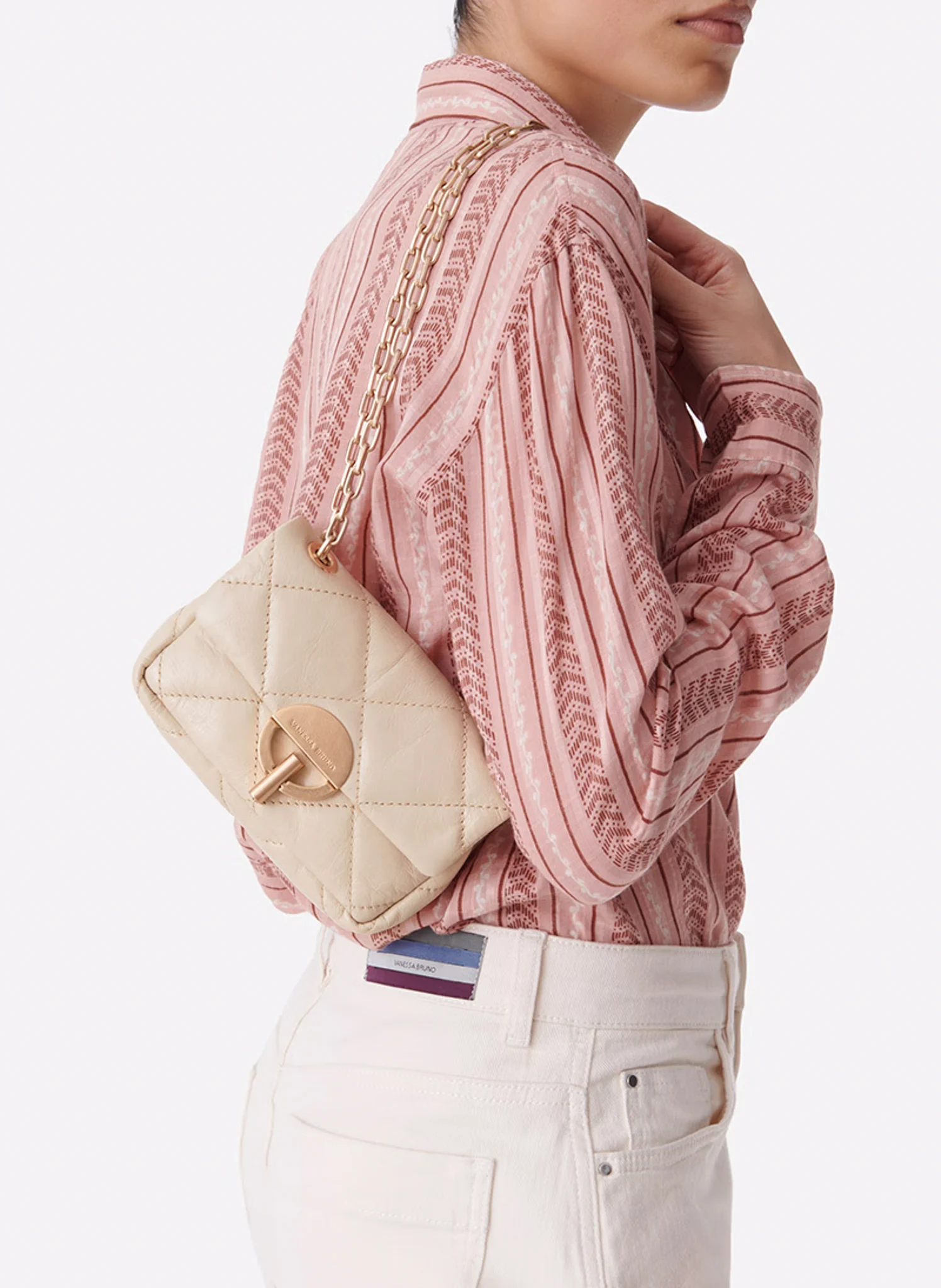 NANO MOON - Sac bandoulière matelassé en cuir | Beige