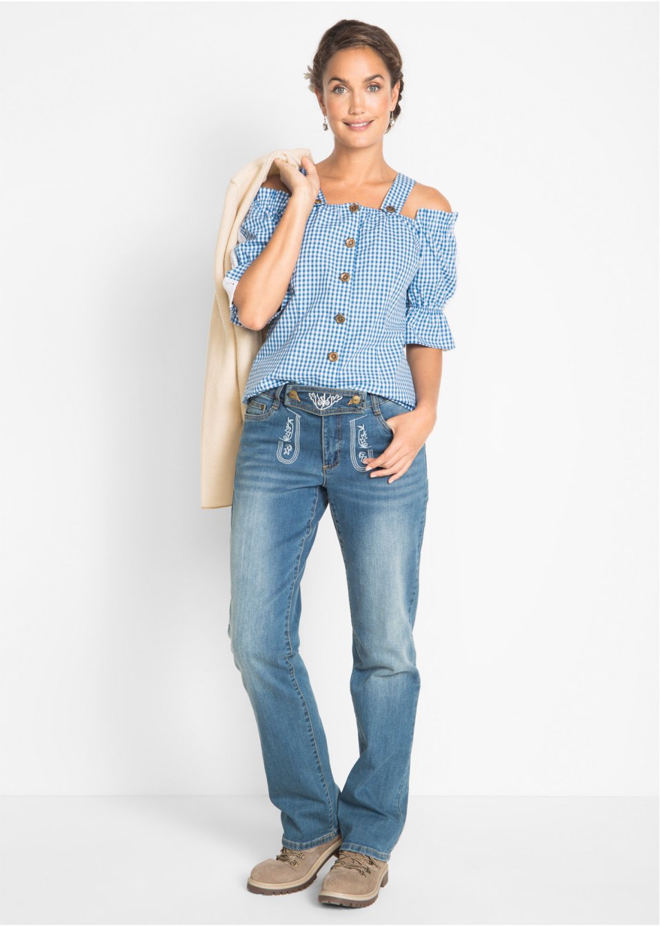 Blouse bavaroise, demi-manches