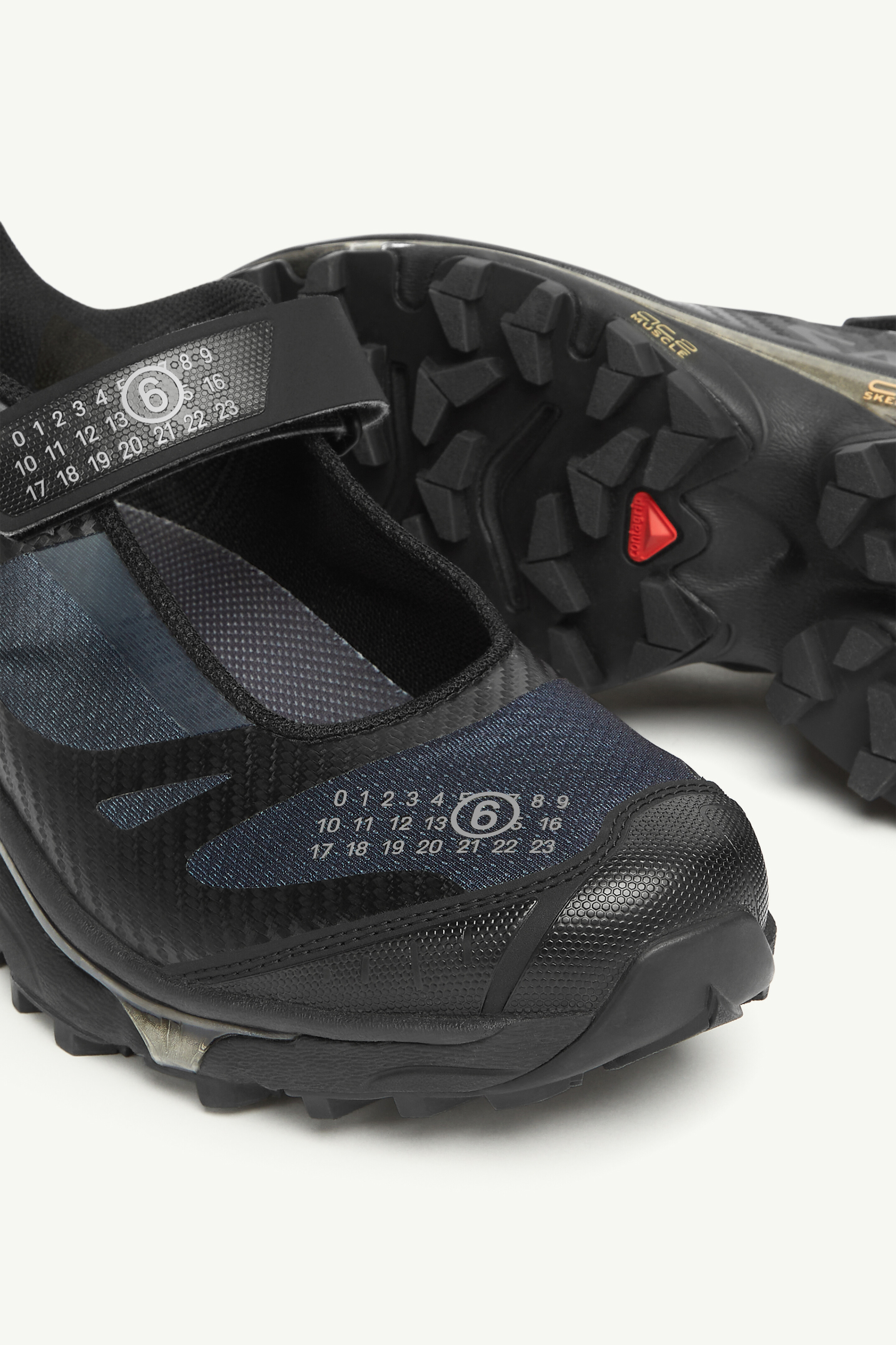 MM6 X Salomon XT-Mary J Noir