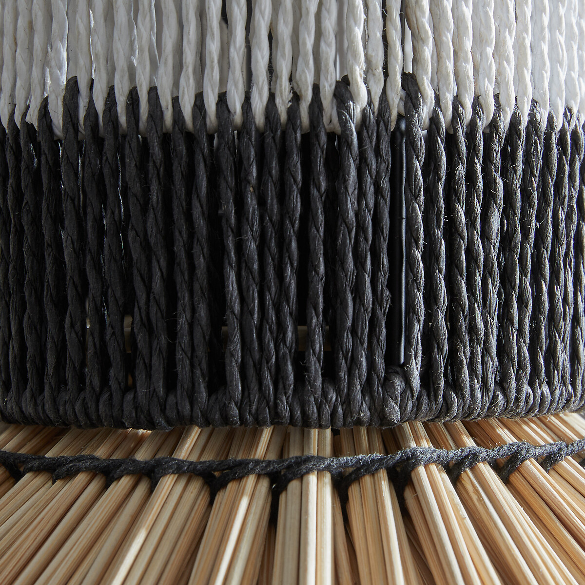 OTTO STUDIO PARA AM.PM<br>Luminária pendente de papel trançado e bambu, Tribe