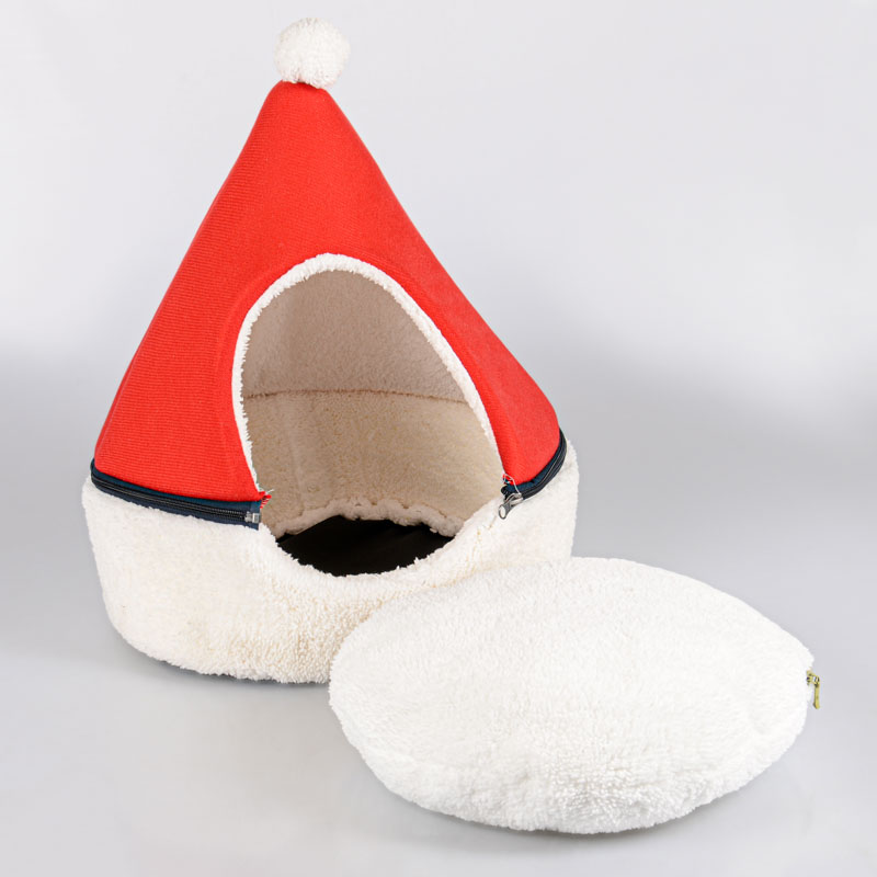 Niche de Noël pour chien et chat