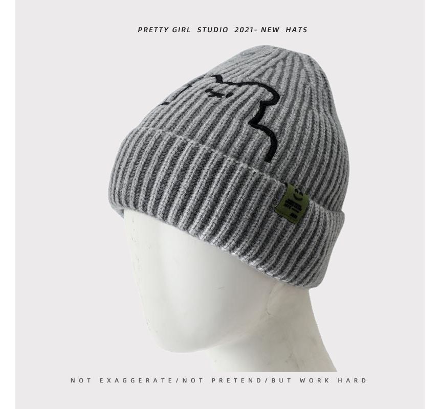 Uweiifame - Beanie met geborduurde beer