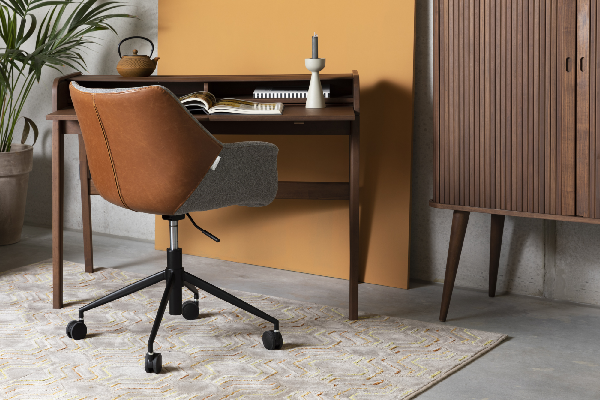 Zuiver bureau Barbier Walnoot