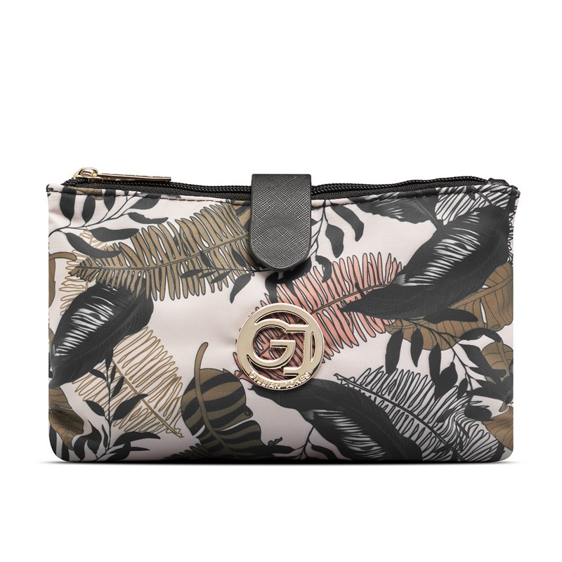 Gillian Jones<br>Makeup pung