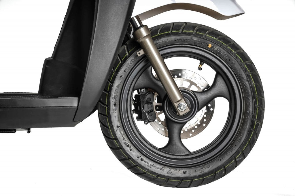 Scooter électrique Silence S02