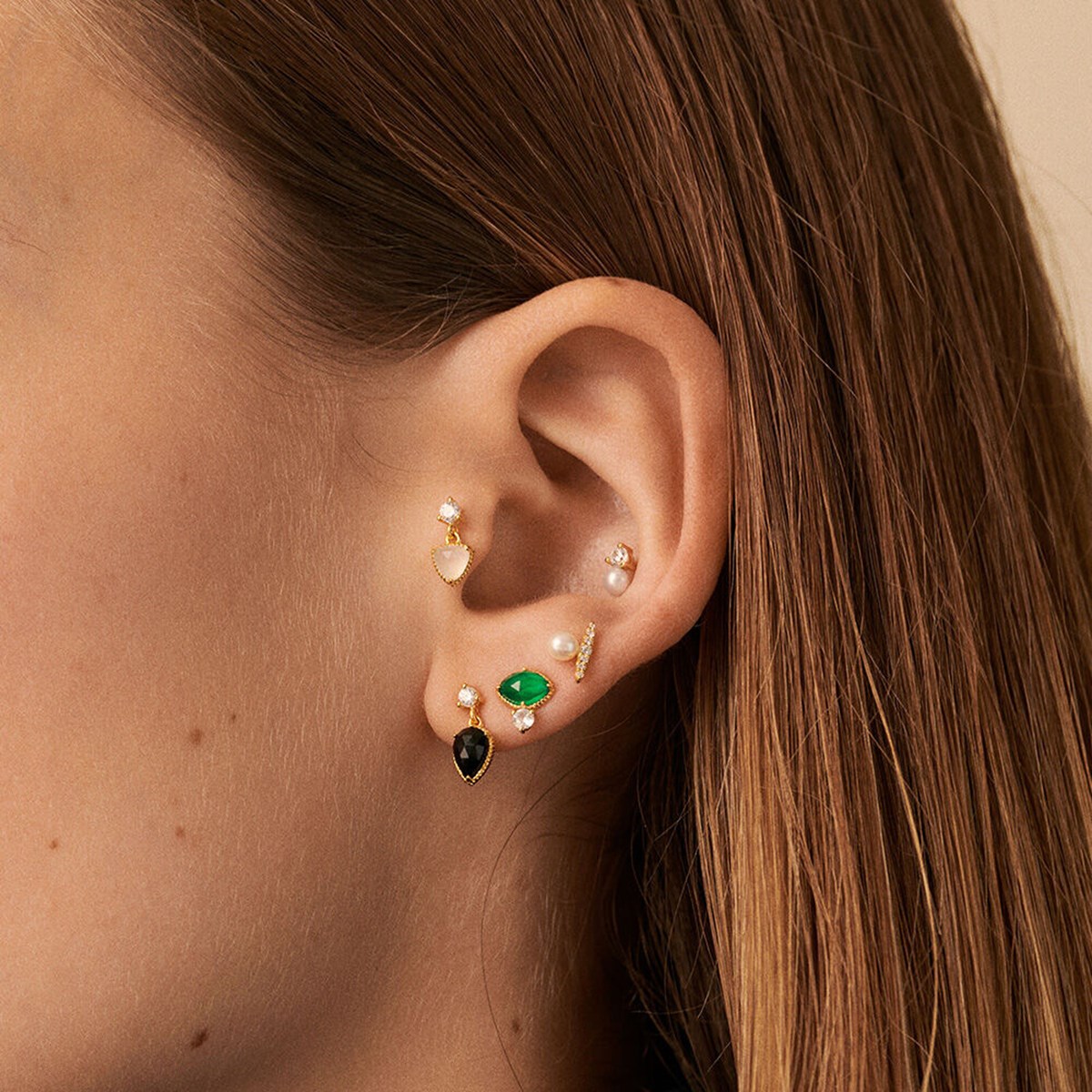 Boucle d'oreille individuelle Agatha Mix et Match dorée onyx noir