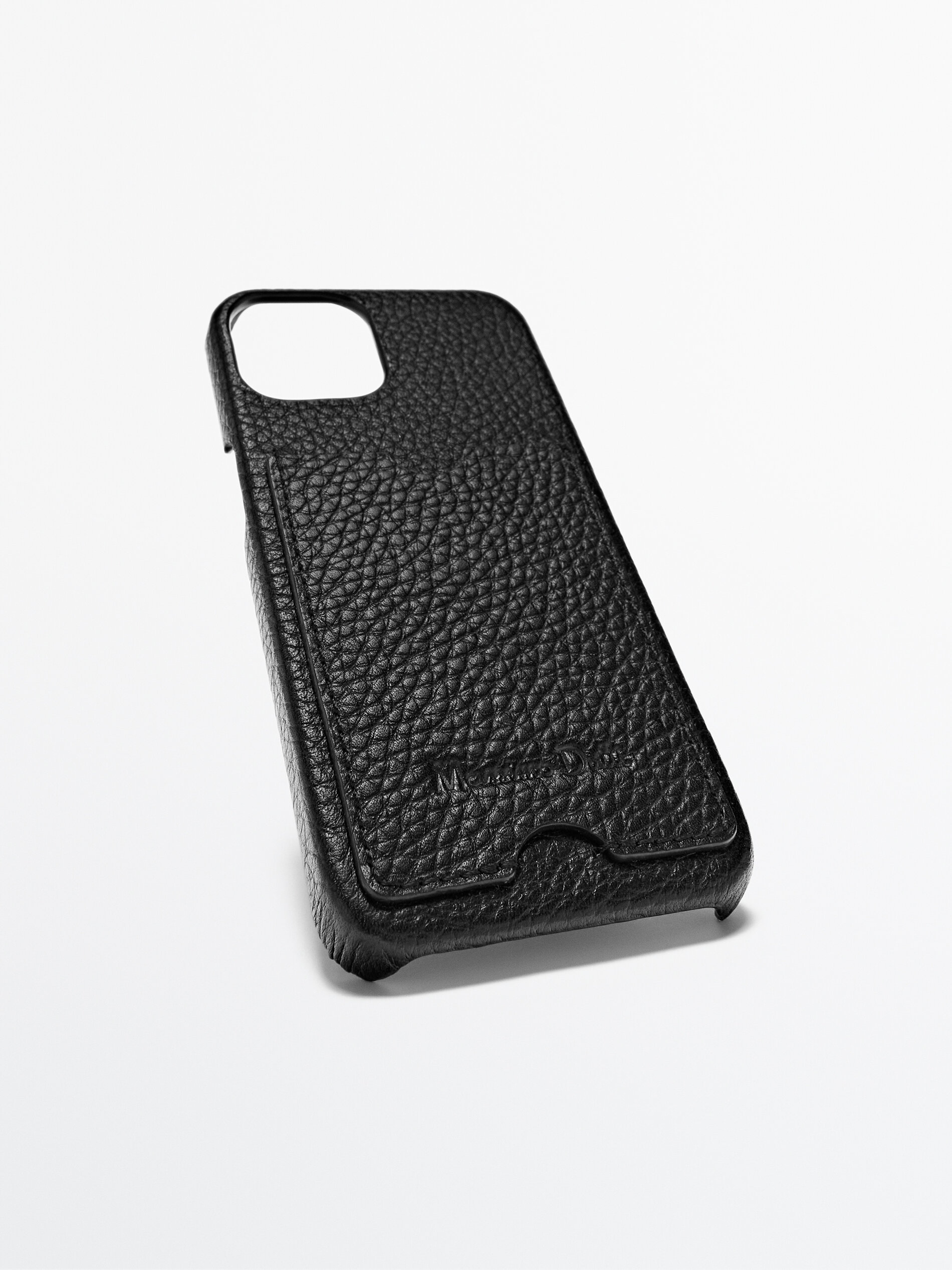 Capa para iPhone 13 em couro granulado com compartimentos para cartões - PRETA