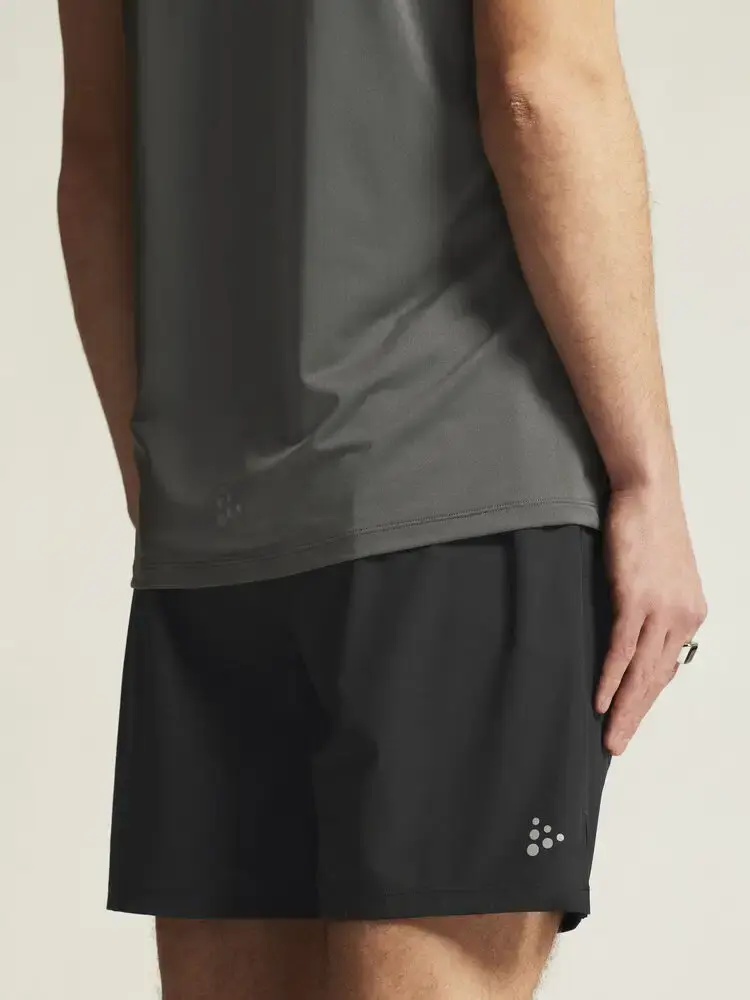 Craft ADV Essence 2 2-IN-1 Hardloopbroek Kort Zwart Heren