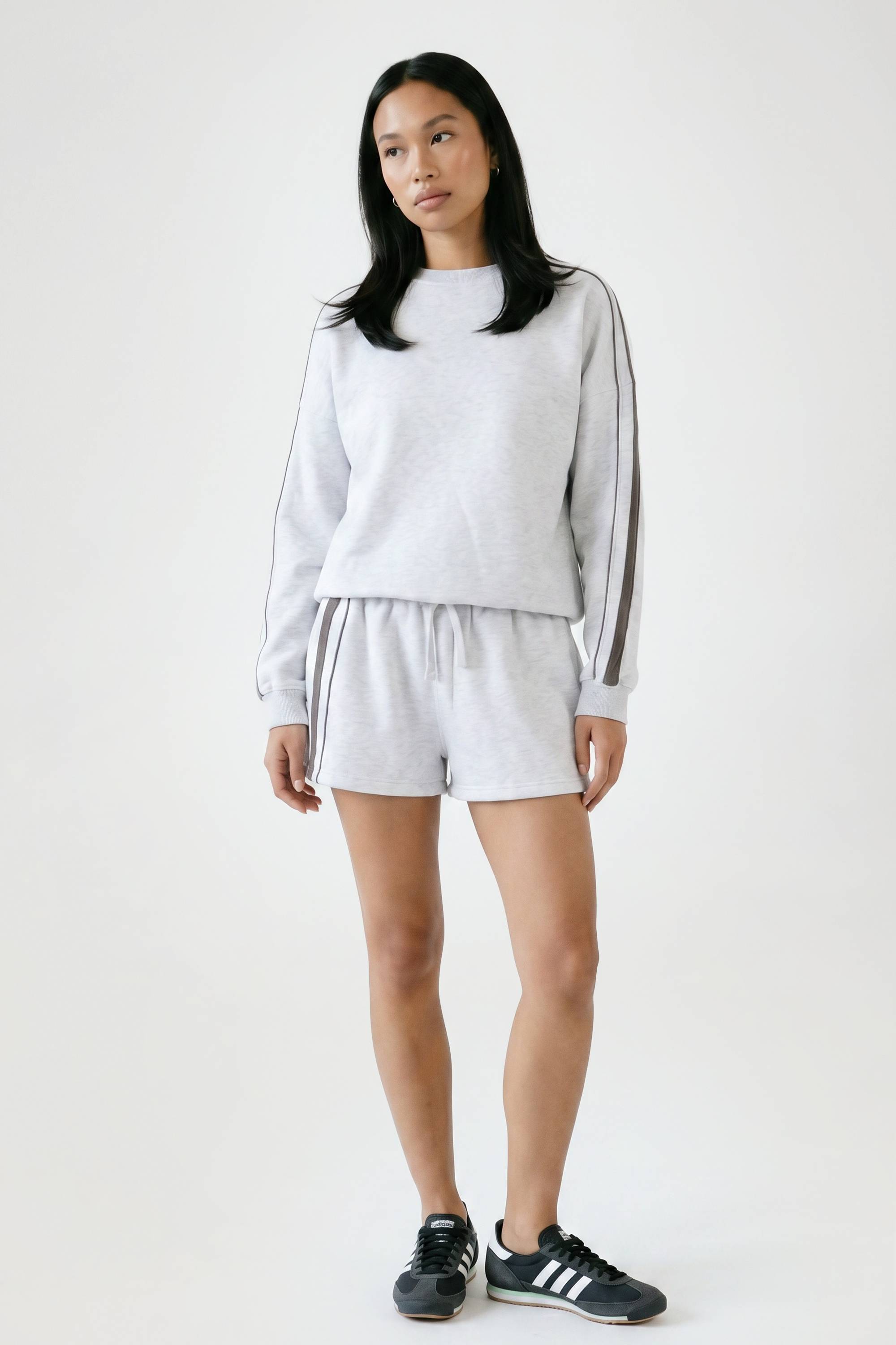 boohoo Ensemble De Survêtement Sweat-shirt Et Short À Détail Double Bande