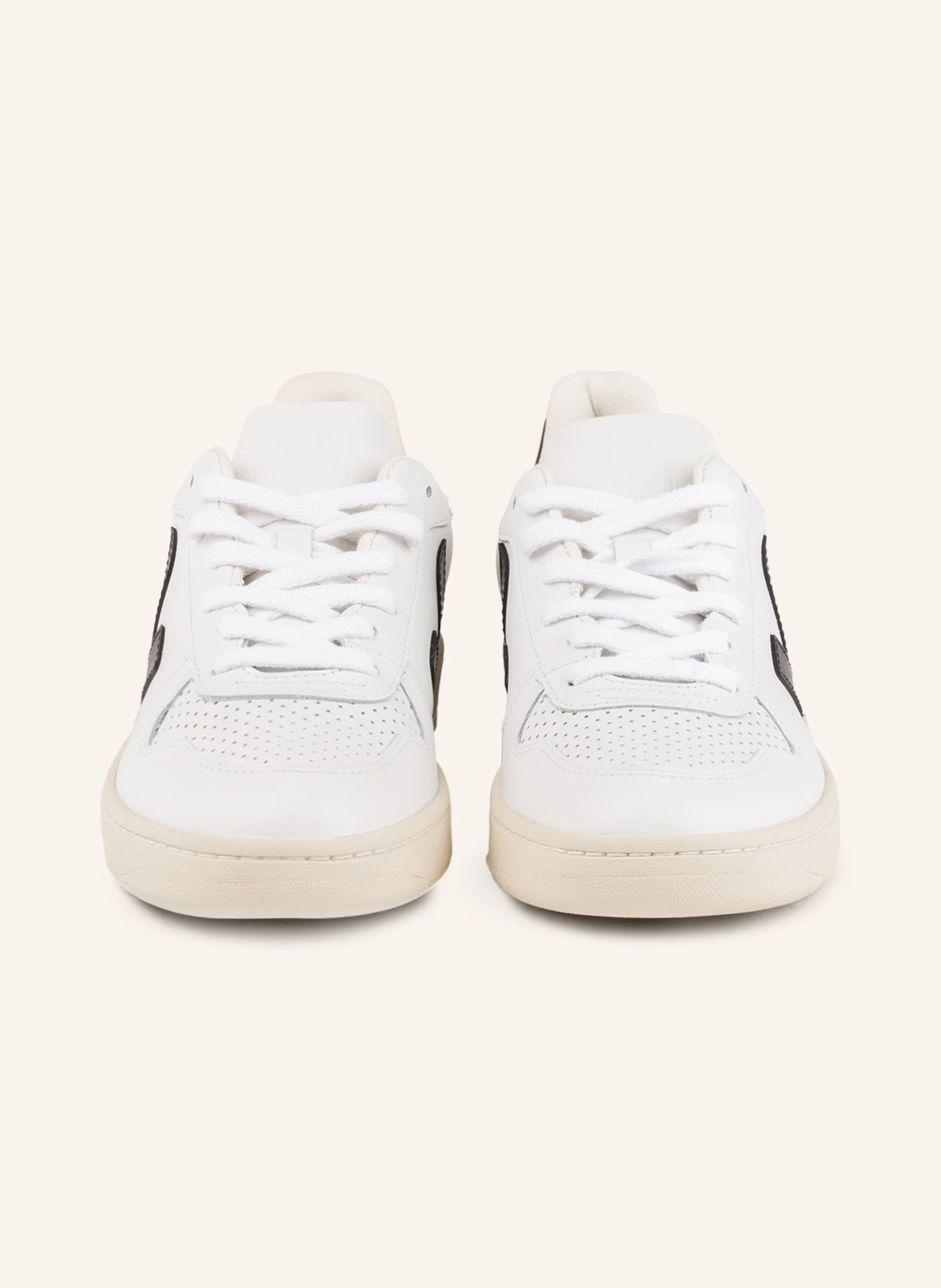 VEJA Sneaker V-10