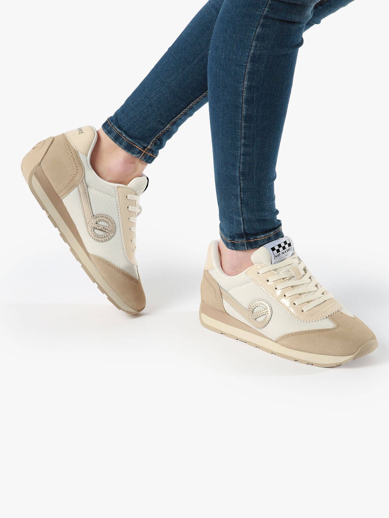 Sneakers NO NAME