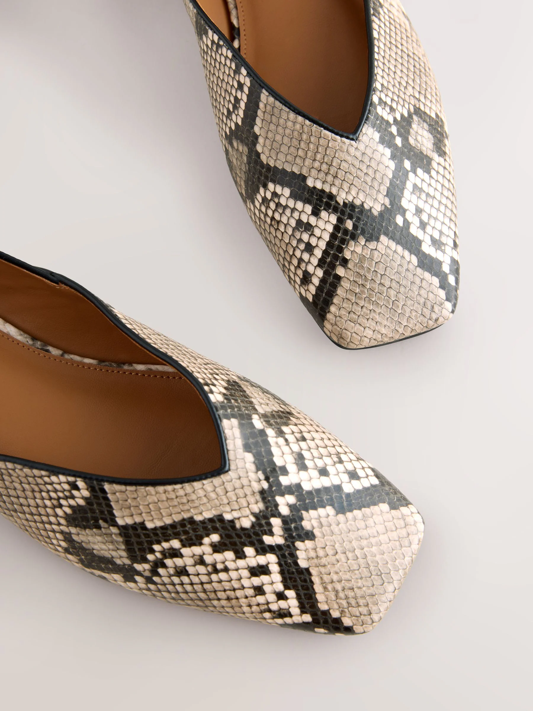 Slangenprint - Forever Comfort® ballerina's met vierkante neus