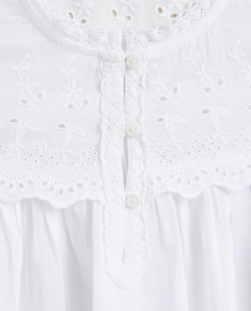 VESTIDO BORDADO