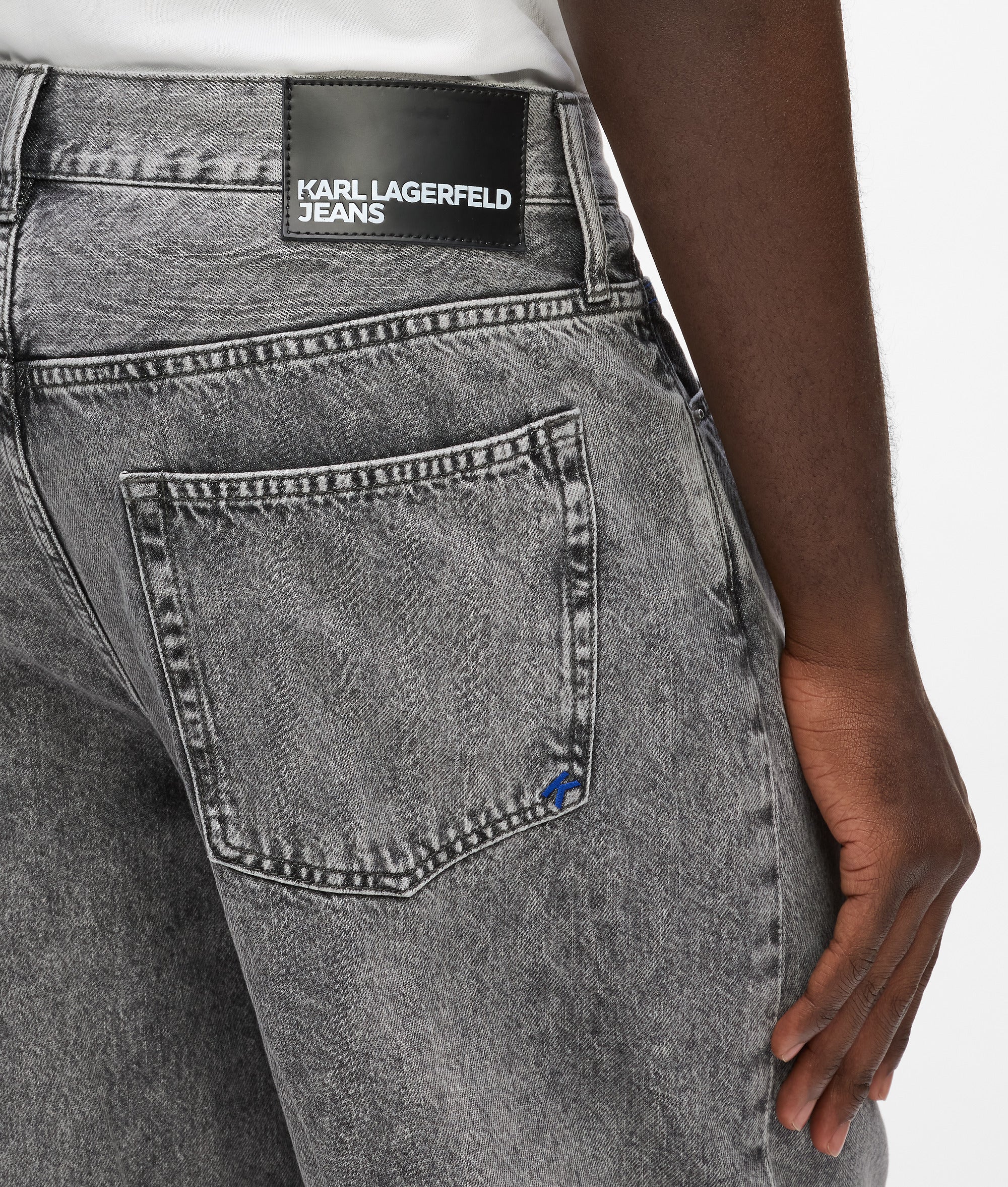 Barrel Jeans