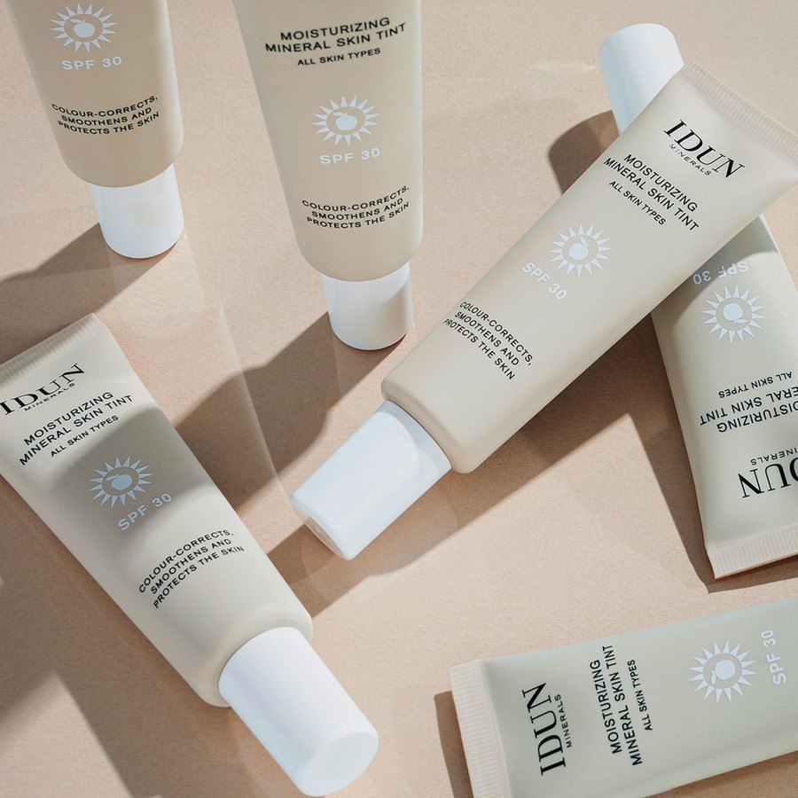 IDUN Minerals Moisturizing Mineral Skin Tint SPF30 Medium 27ml