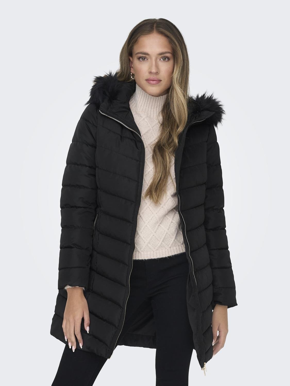 ONLNEWELLAN Steppmantel Black