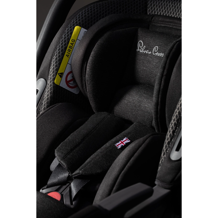 Silver Cross Babyschale Dream i-Size Donnington inklusive Isofix Basisstation
