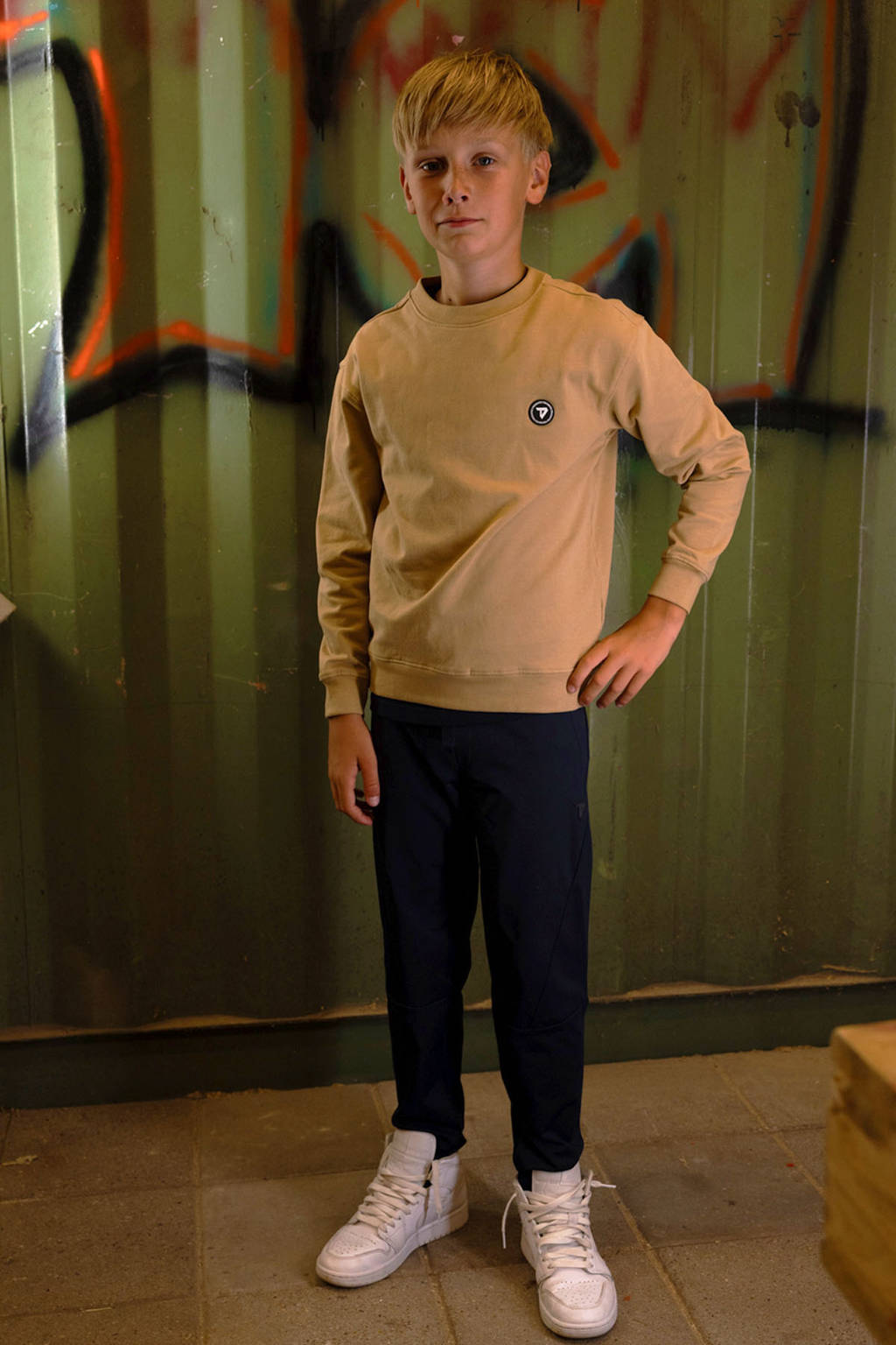 TYGO & vito sweater Dorian met backprint donkerbeige