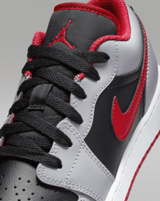 Air Jordan 1 Low Older Kids' Shoes