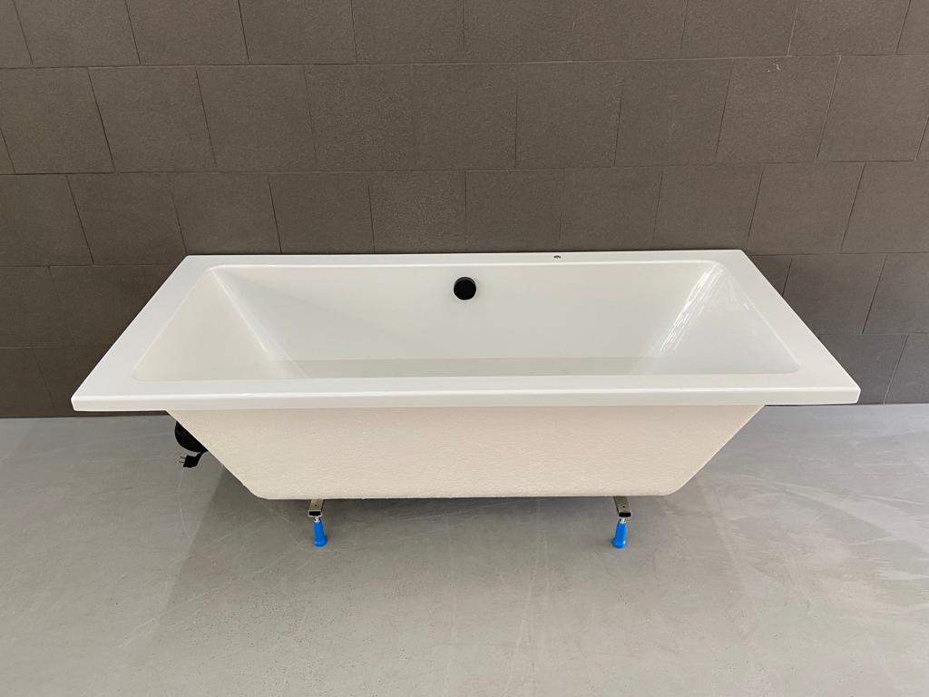 Lambini Designs Cube bubbelbad 180x80cm elektronisch 12 aerojets zwart