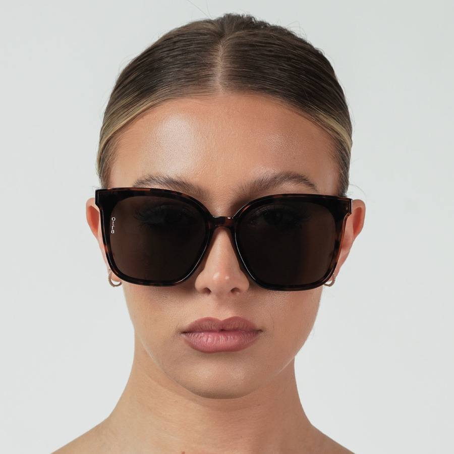 Otra Eyewear Betty Tortoise/Smoke
